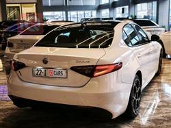 الفا روميو Giulia